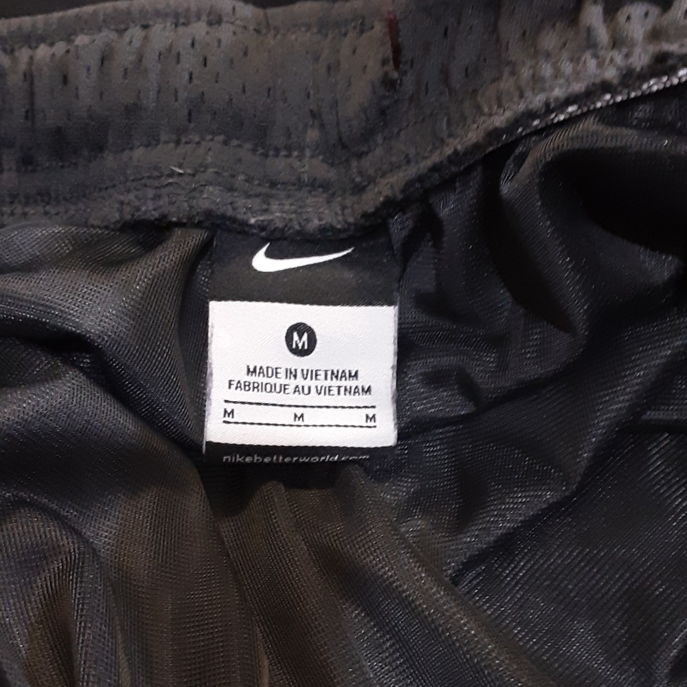 Shorts - Picture 5 of 5